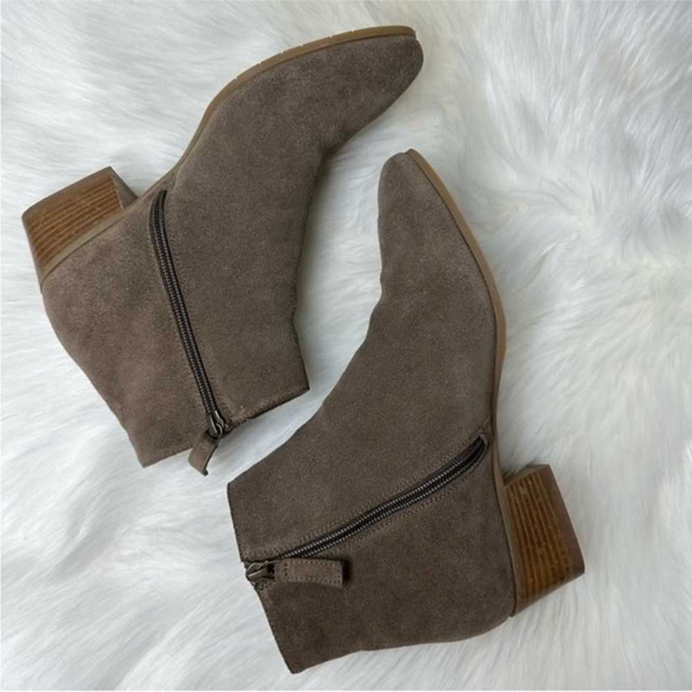 Aquatalia Fuoco Suede Ankle Boots sz 9.5 (fit a 9) - image 3