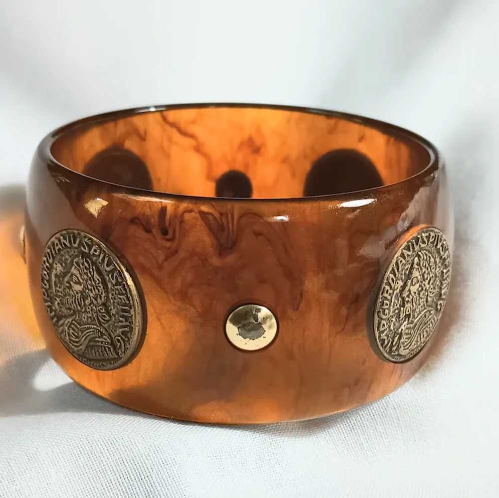 Bakelite bangle bracelet marbled rootbeer faux me… - image 3