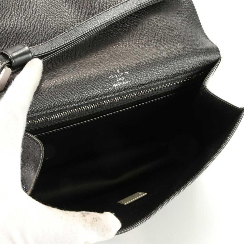 Louis Vuitton Selenga Black Leather Clutch Bag (P… - image 5