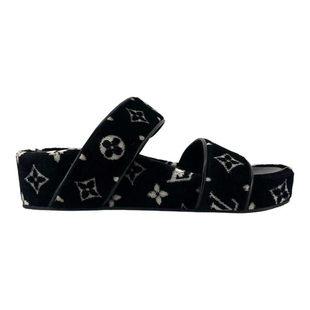 Louis Vuitton Jumbo Flatform Mule Black - image 4