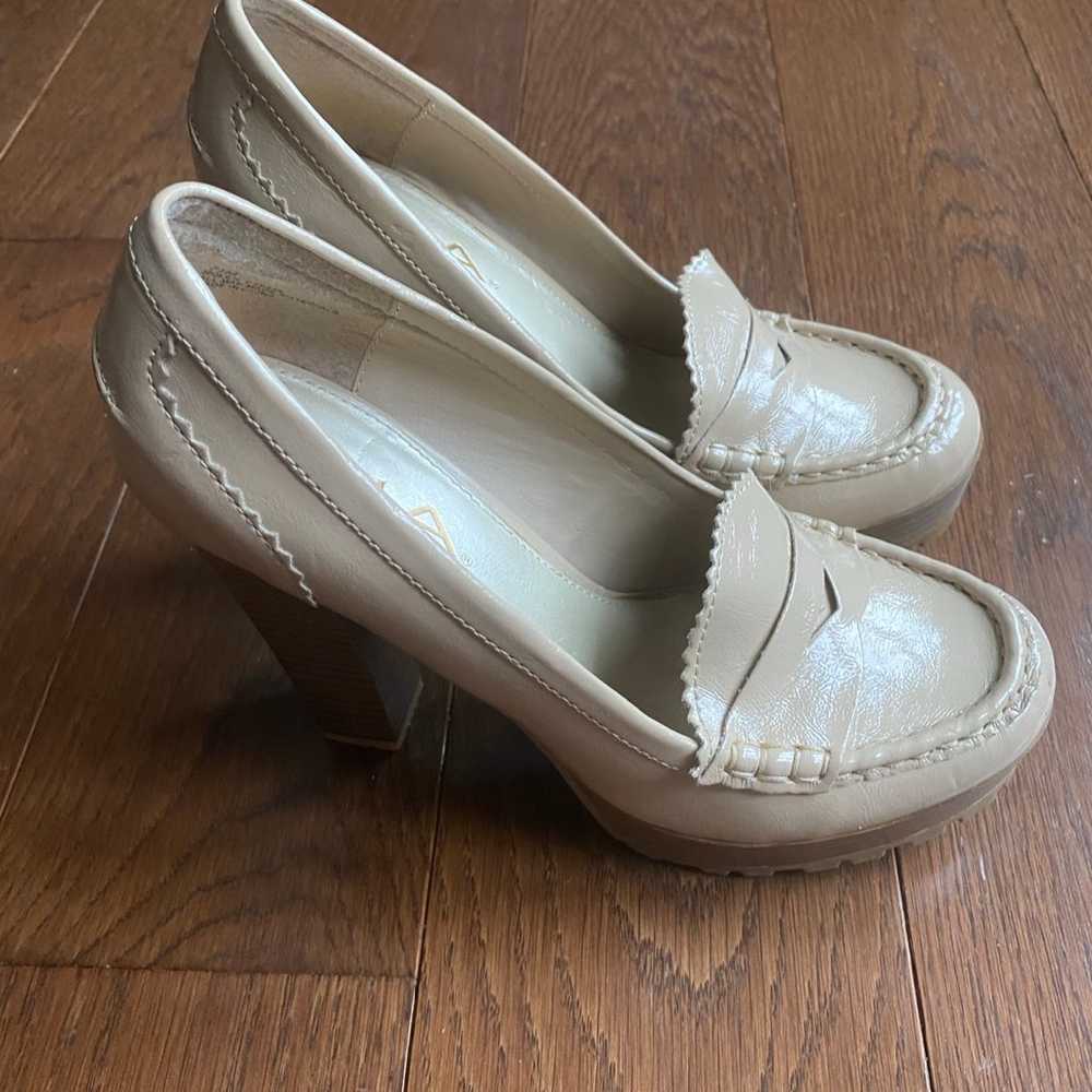 MIA womens beige nolen high heels size 7.5 - image 5