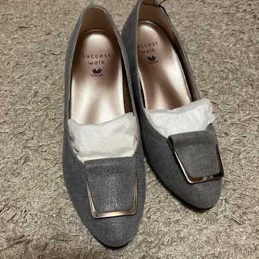 Wacoal Success Walk pumps 22 EE Gray Made in Japan