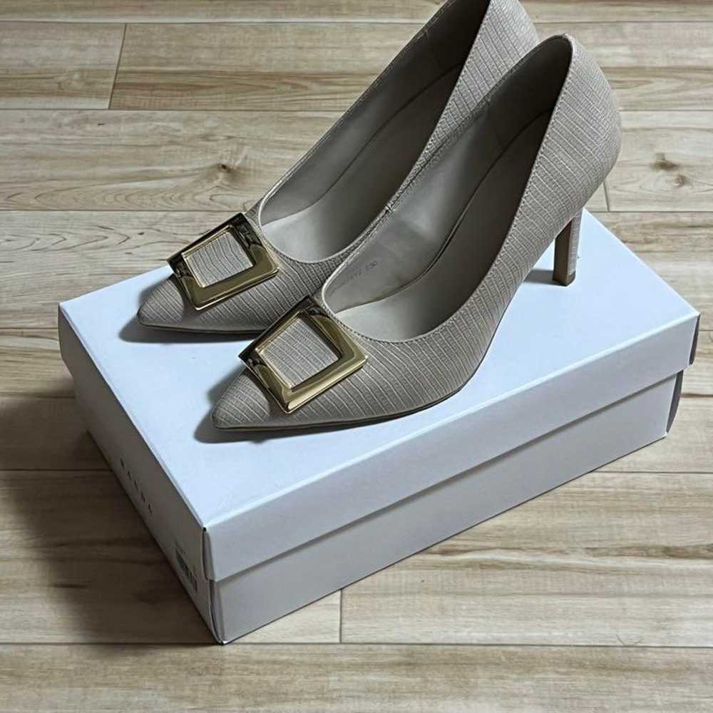 RANDA Pointed Toe Pumps - image 3