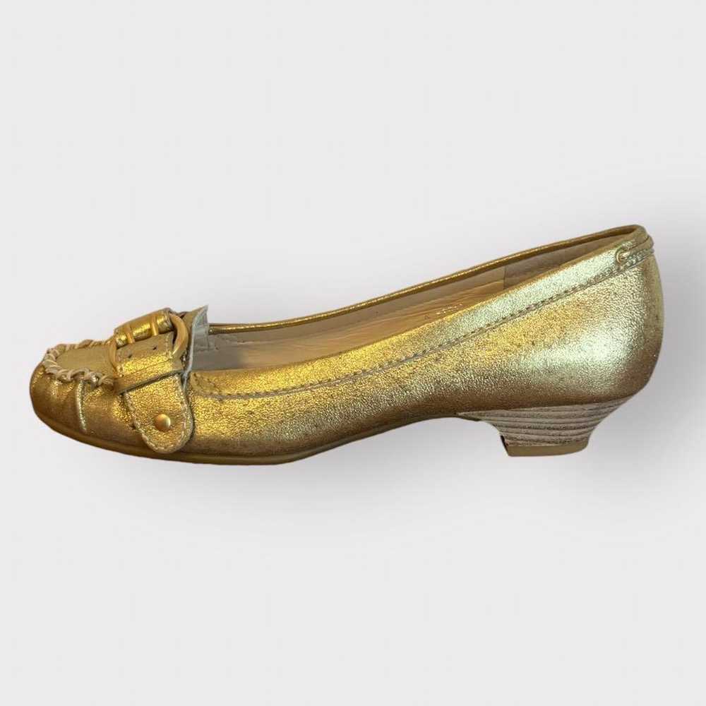 GINZA Kanematsu Gold Leather Pumps - image 5