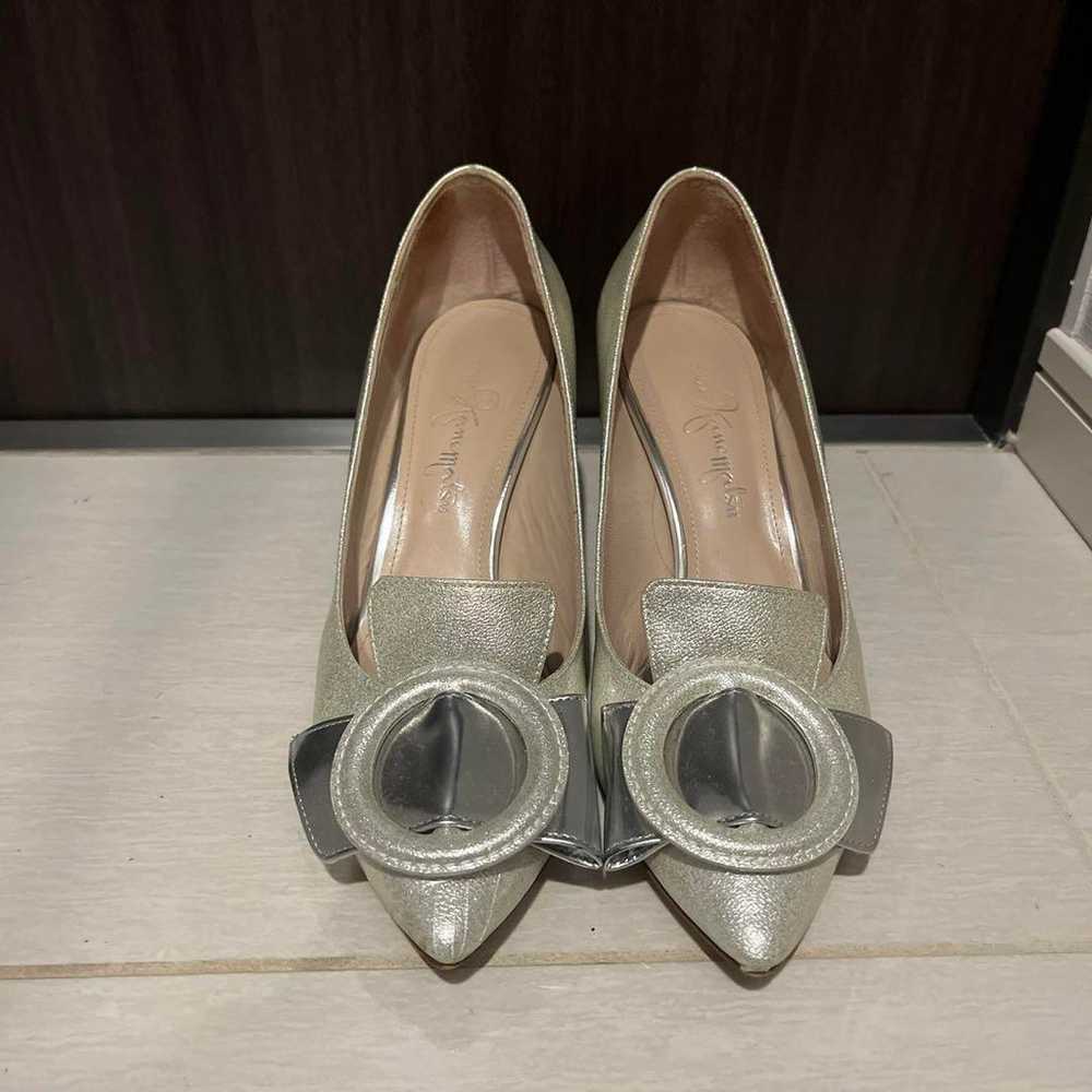 Ginza Kanematsu, silver high heels with a ribbon,… - image 1