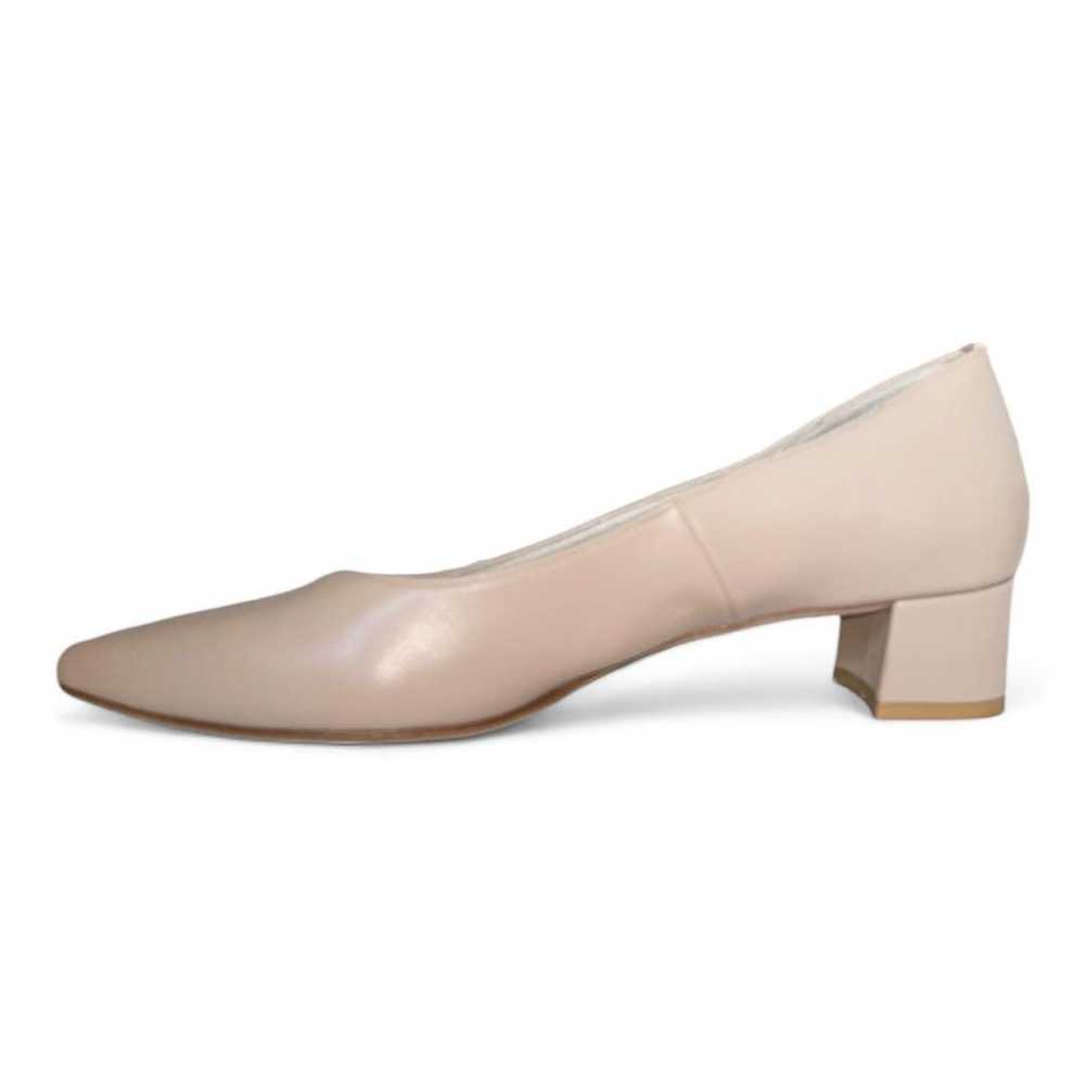 Artemis Diana Beige Pointed Toe Pumps in excellen… - image 10