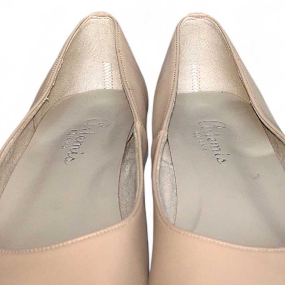 Artemis Diana Beige Pointed Toe Pumps in excellen… - image 6