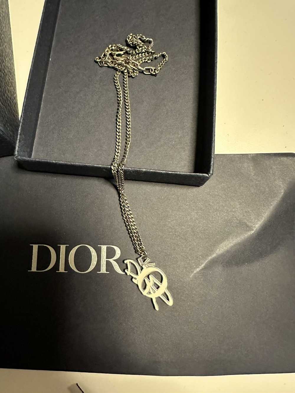 Dior × Travis Scott Dior x Travis scott pendant - image 7