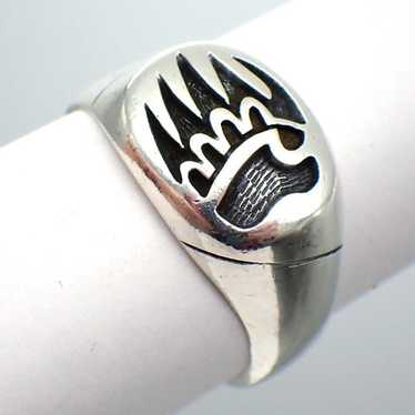 小物 Mitchell Sockyma
Hopi Belt buckle Vintage Hopi Silver Overlay Necklace by Mitchell Sockyma