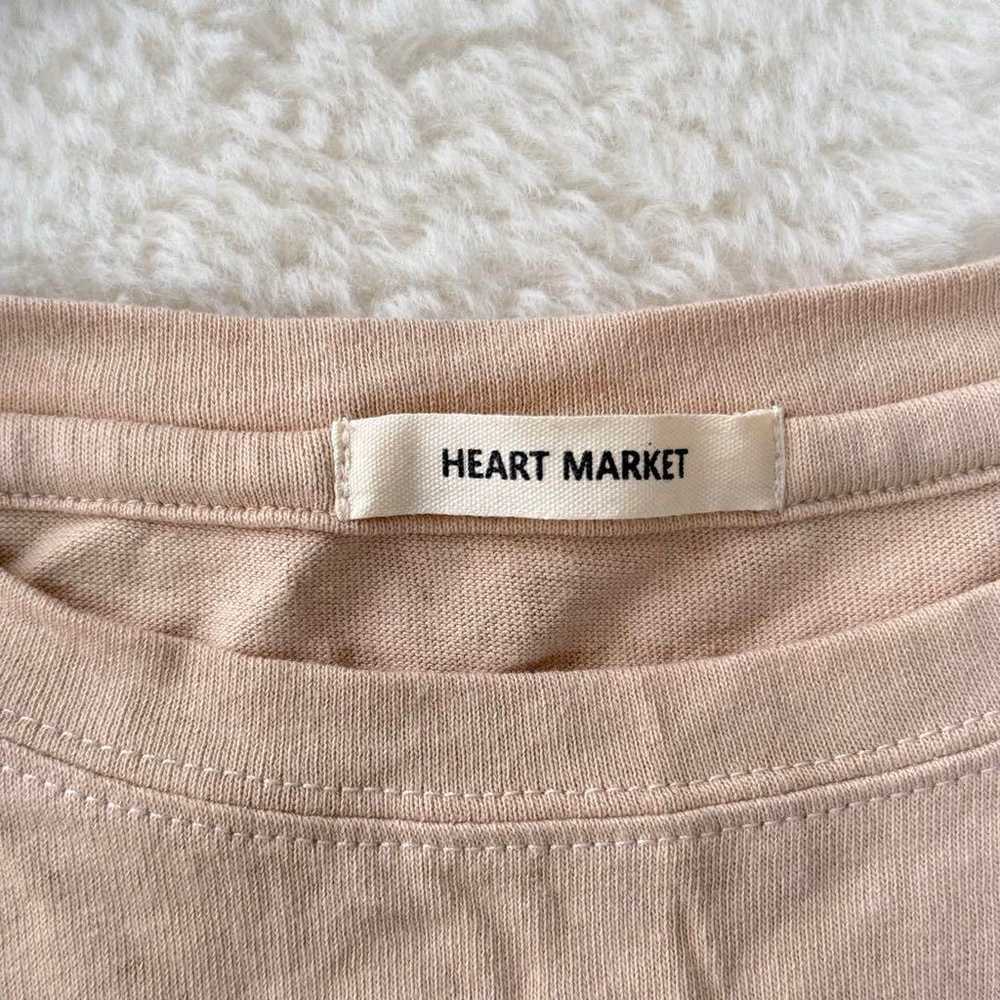 High-quality Heart Market color-stitched cut and … - image 8