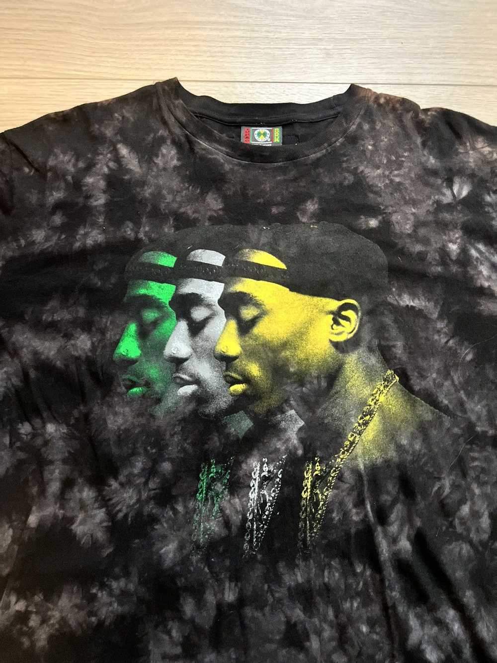 Band Tees × Rap Tees × Vintage Vintage Tupac Shak… - image 2