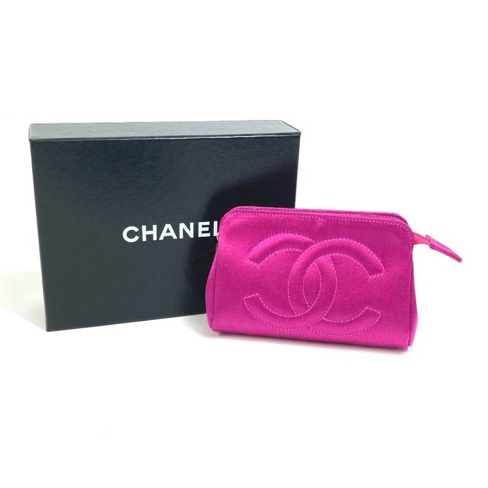 Chanel Logo Cc Pink Velvet Clutch Bag (Pre-Owned) - image 8