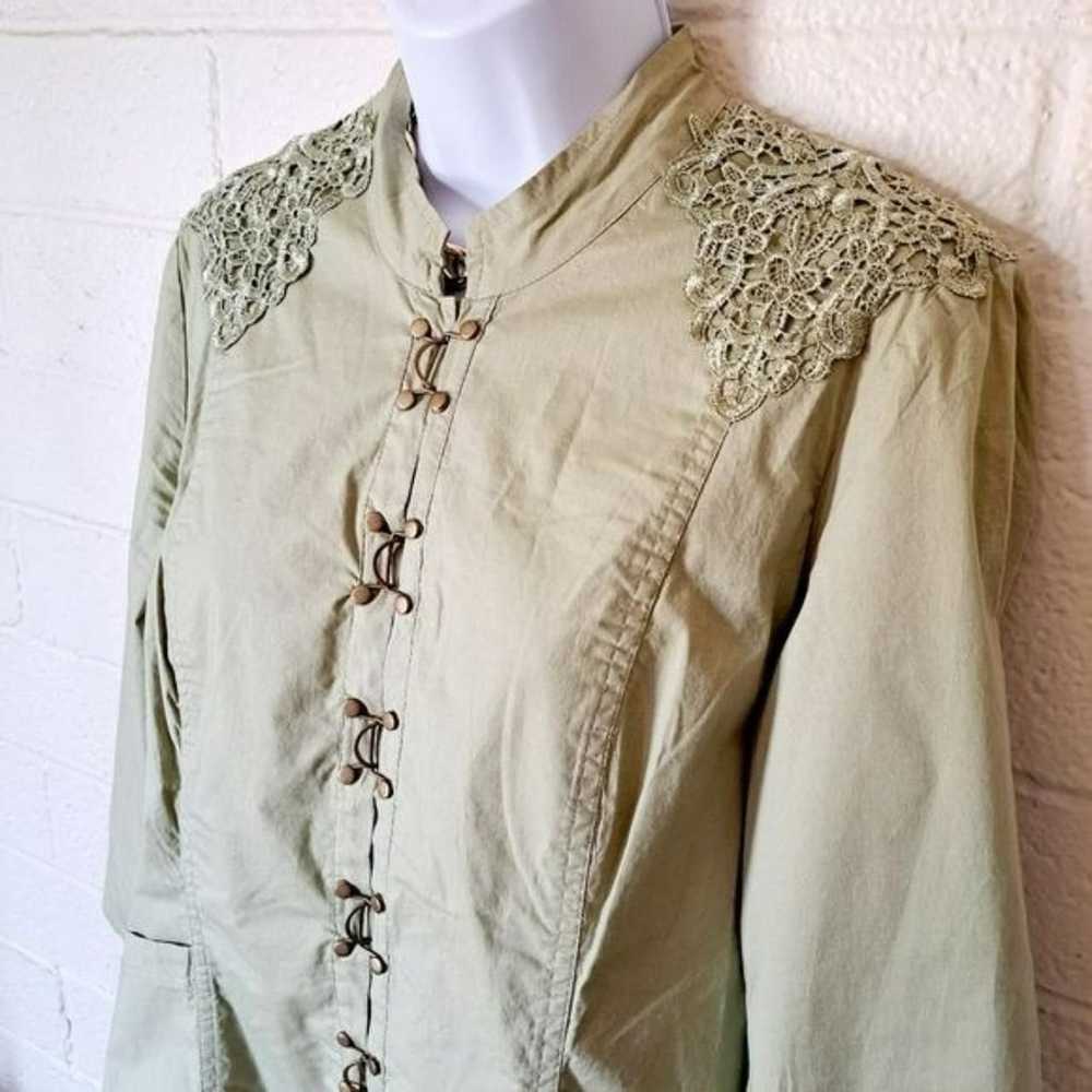 VTG Oriental Embroidered Button-Down Blouse - image 3