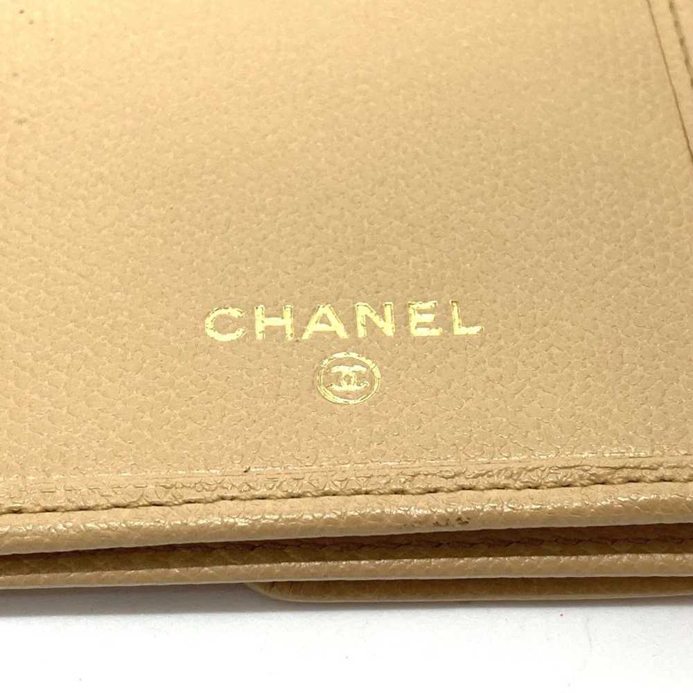 Chanel Logo Cc Beige Leather Wallet (Pre-Owned) - image 8