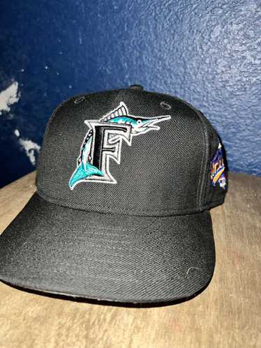 New Era × Vintage Florida Marlins fitted size 7 1/