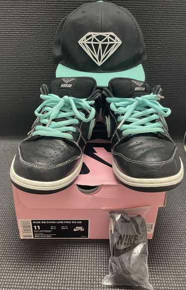 Nike NIKE DUNK SB LOW DIAMOND SUPPLY CO- BLACK DIA