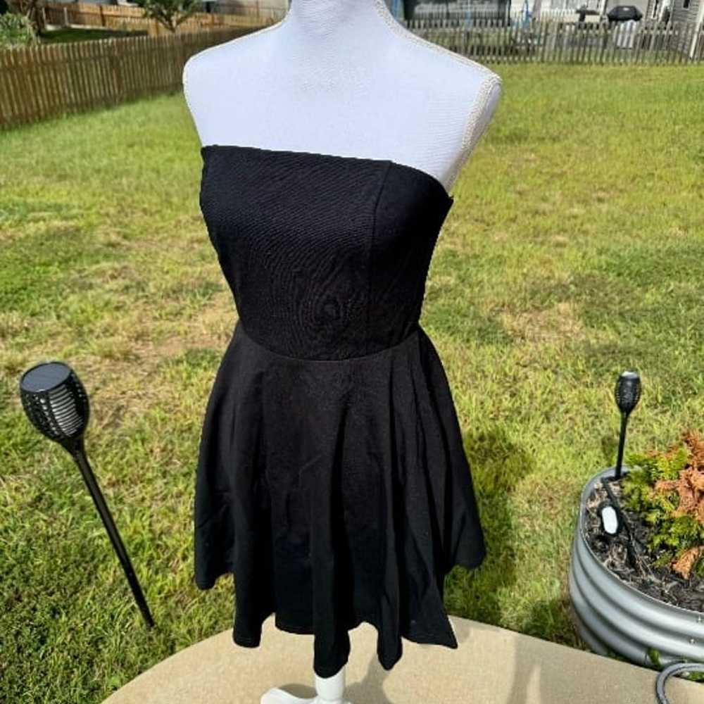 Lulus Strapless Black Dress Short Medium - image 2