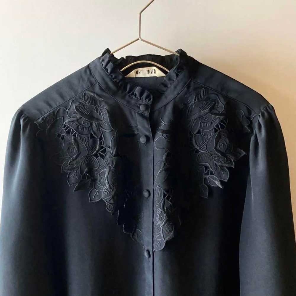 Vintage lace design blouse from the 80s or 90s. - image 1