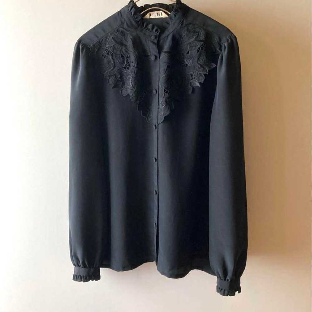 Vintage lace design blouse from the 80s or 90s. - image 6