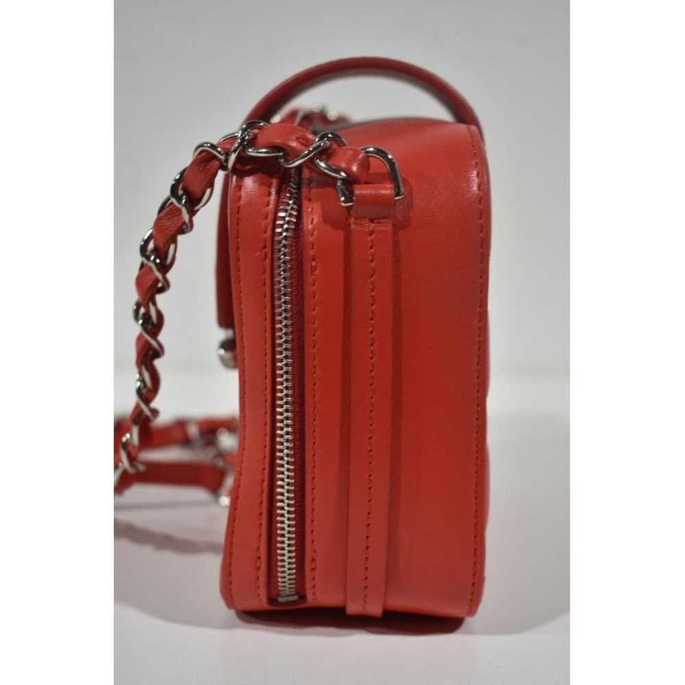 Chanel Leather crossbody bag - image 6