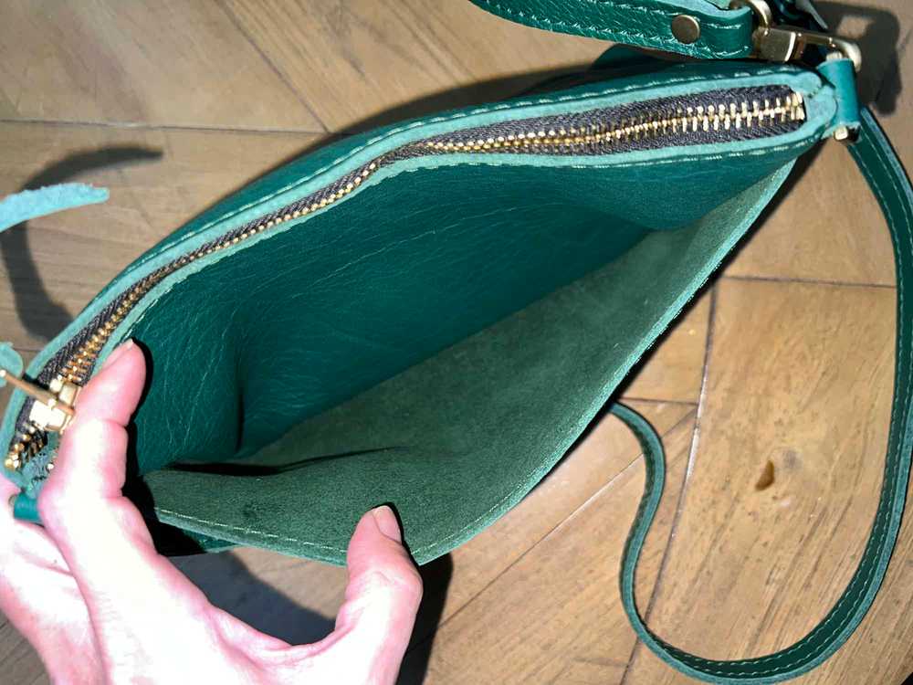 Portland Leather 'Almost Perfect' Poppy Purse - image 3