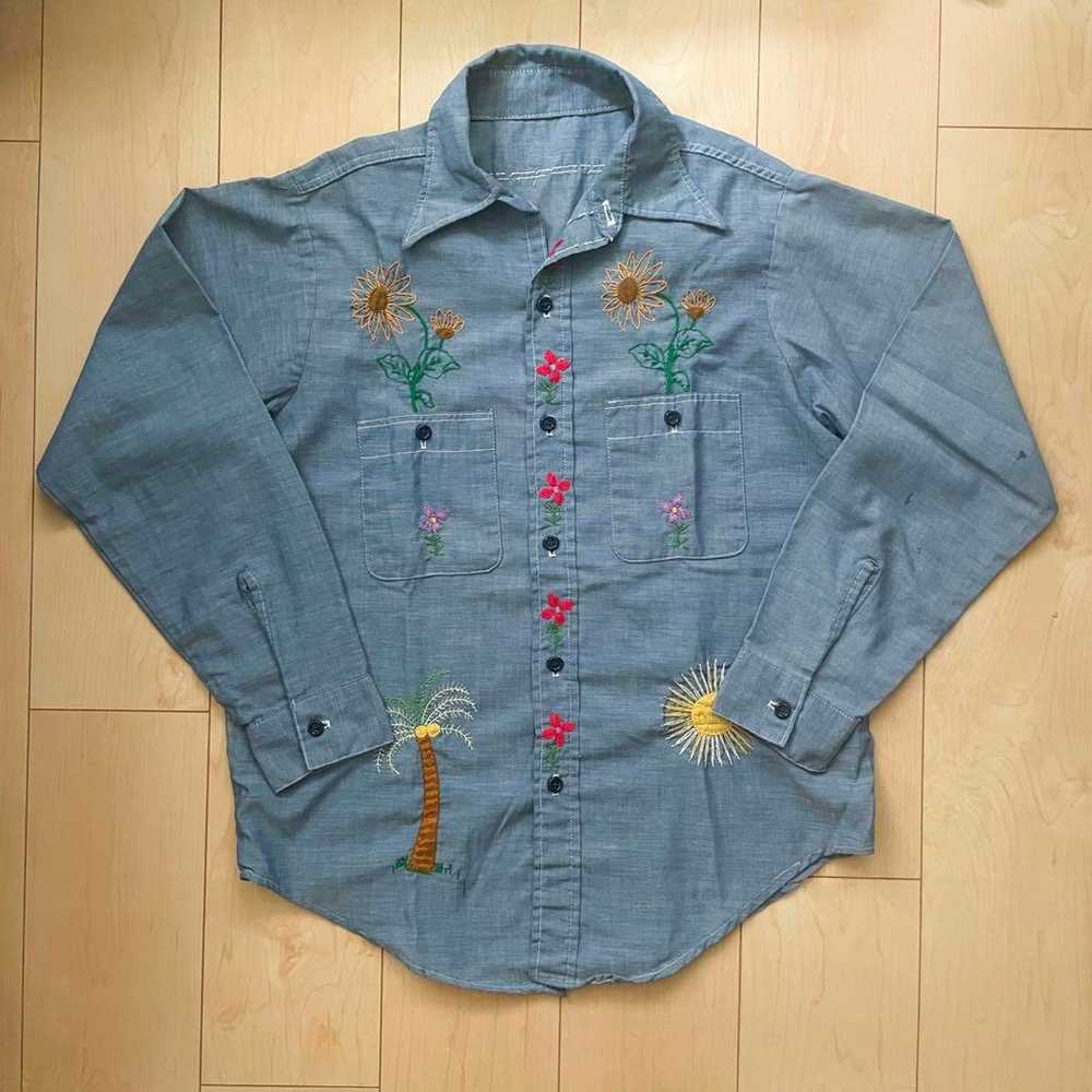 Vintage shop purchase: embroidered chambray shirt. - image 2