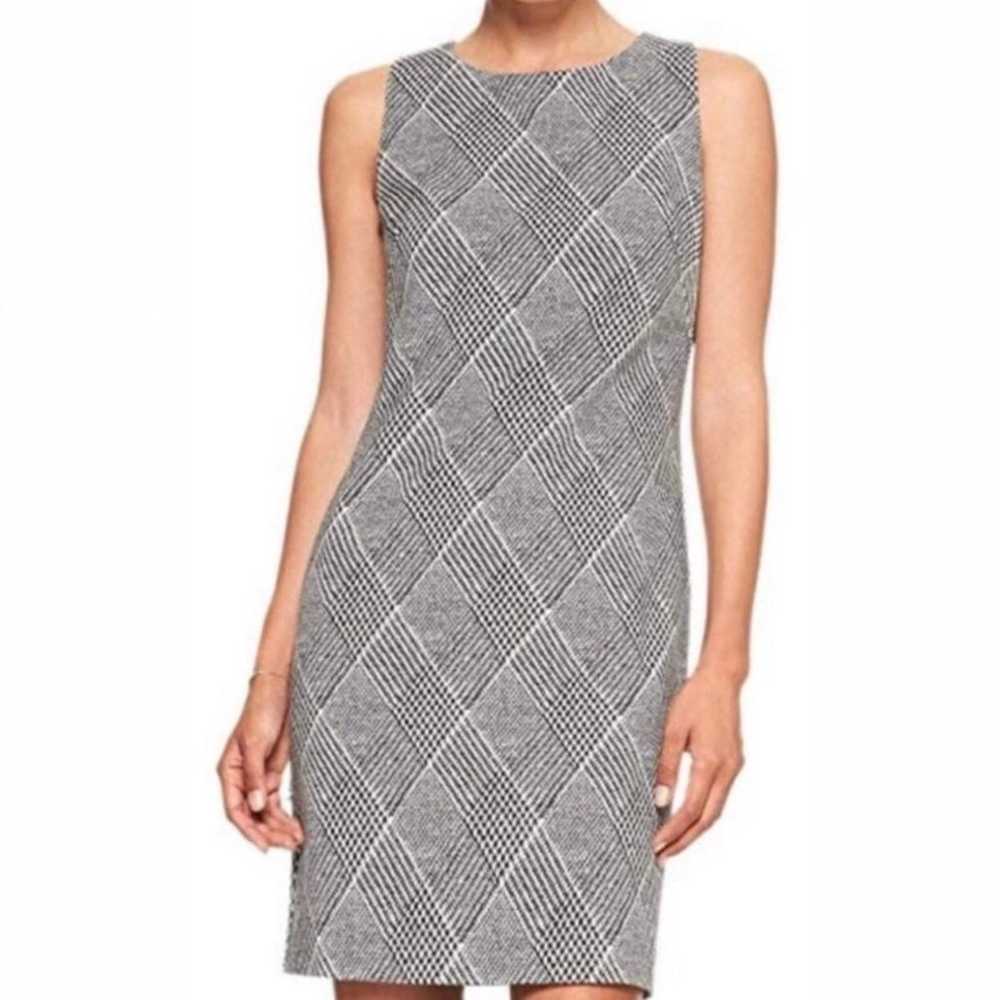 Banana Republic Dress Plaid Shift Dress Gray, Bla… - image 3