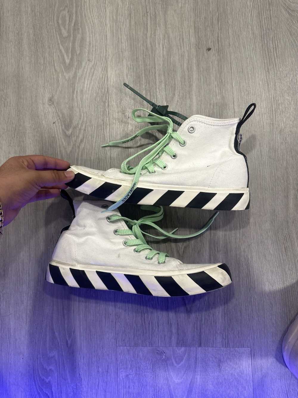 Off-White Off white Vulcanized high top size 10 (… - image 2