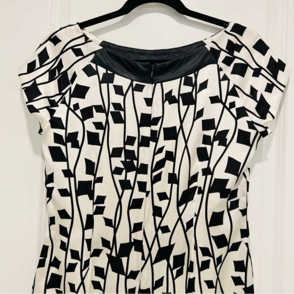 Donna Morgan Black & White 100% Silk Sheath Dress… - image 5