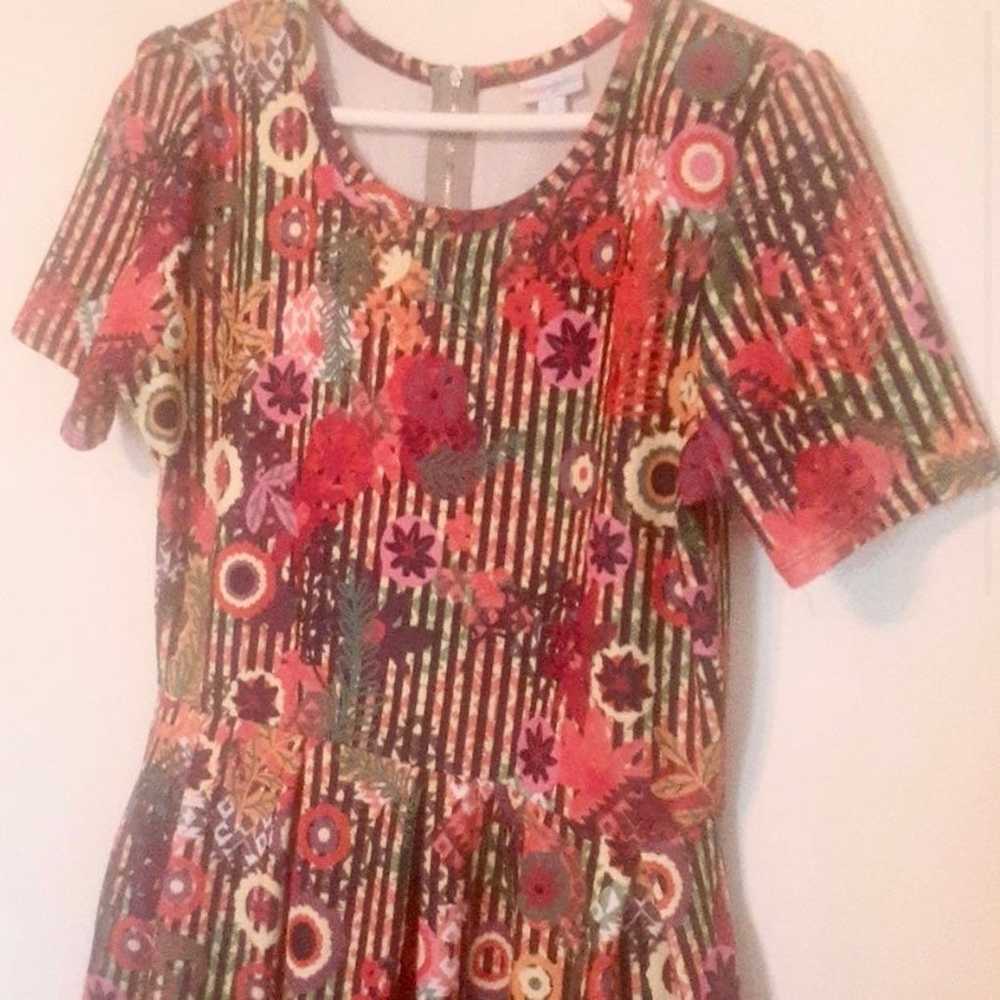 LulaRoe fall multi colors floral, short sleeve, p… - image 2