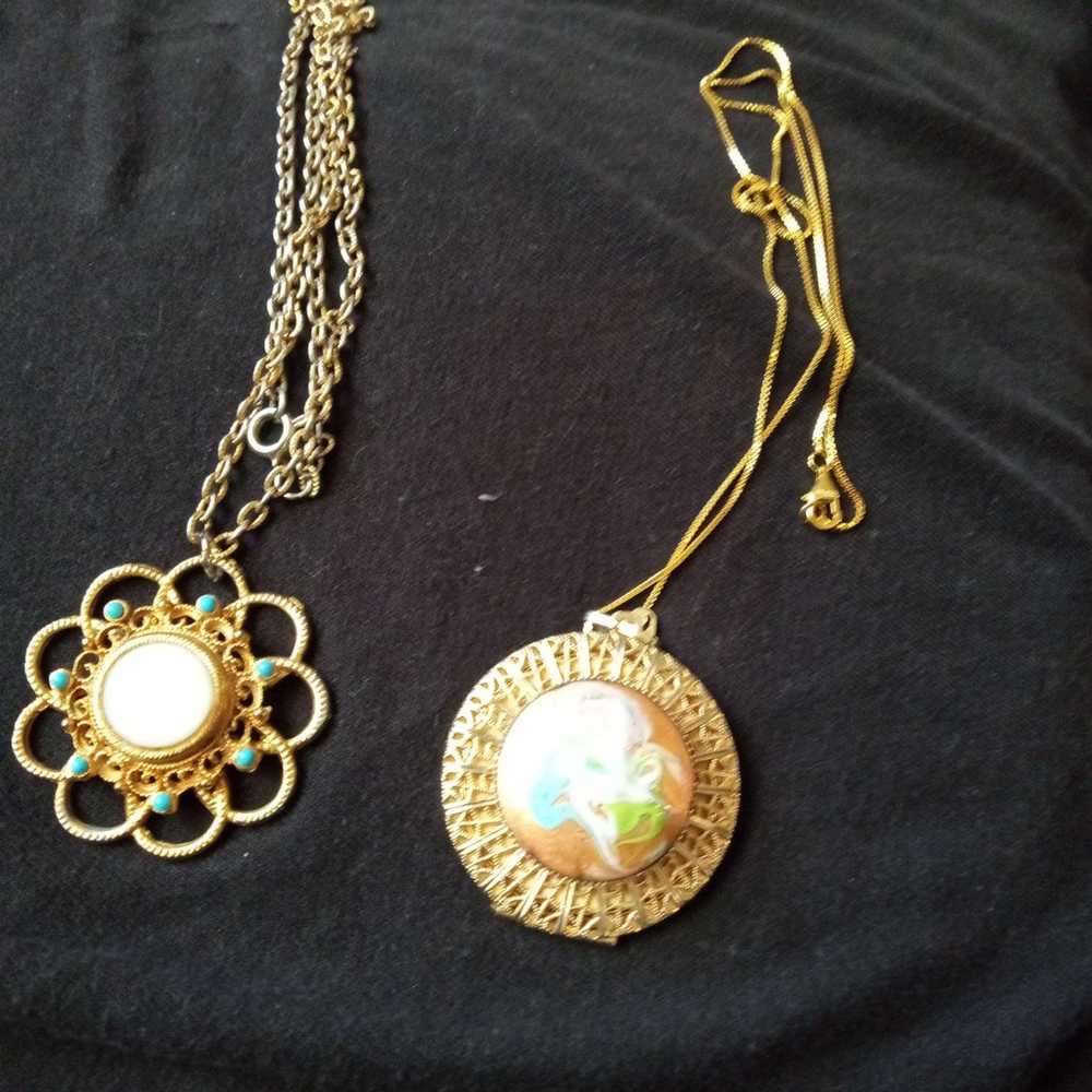 2 beautiful necklaces vintage - image 2