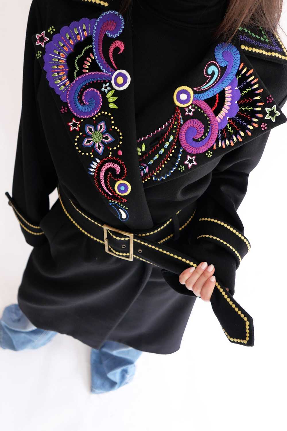 Gianni Versace 2002 Embroidered Coat - image 3