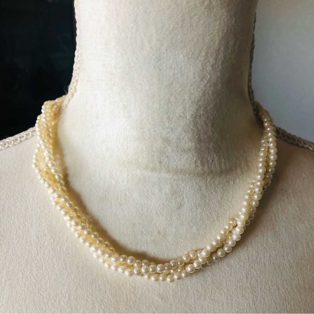 Vintage Vintage 80s versatile triple strand cream… - image 3