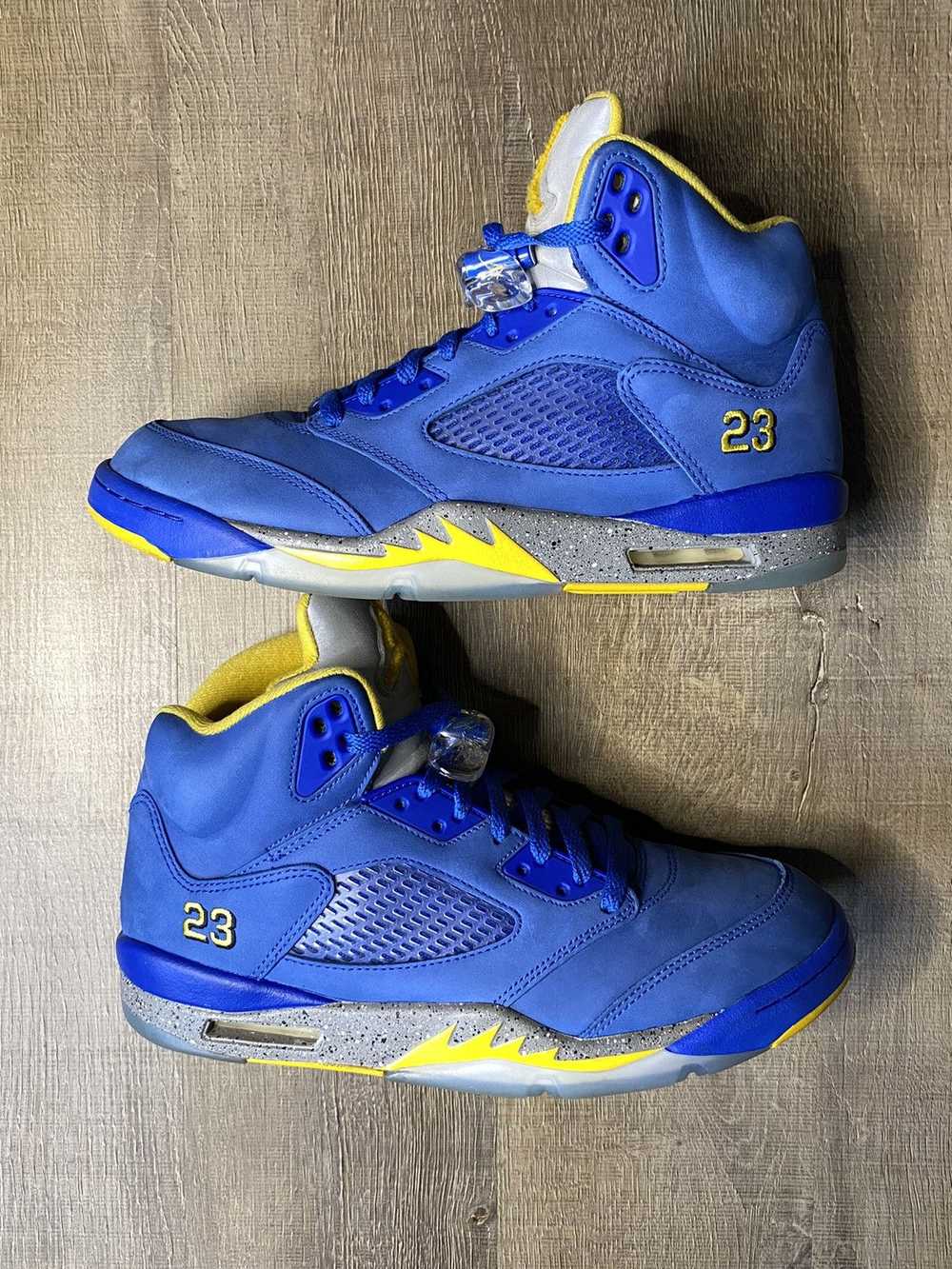 Jordan Brand Jordan 5 Laney sz 10.5 - image 2