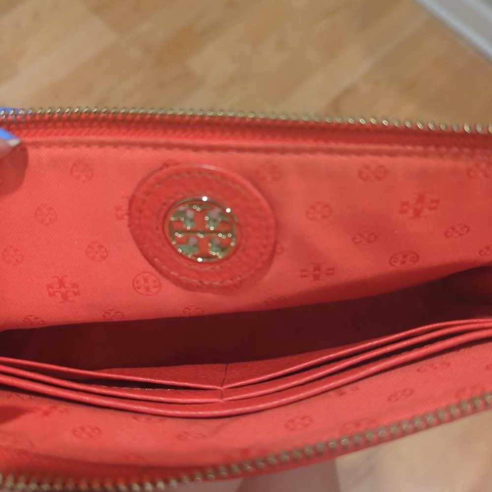 Tory Burch Leather crossbody bag - image 2