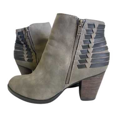 Sugar Sugar High Heel Grey Chelsea Boots