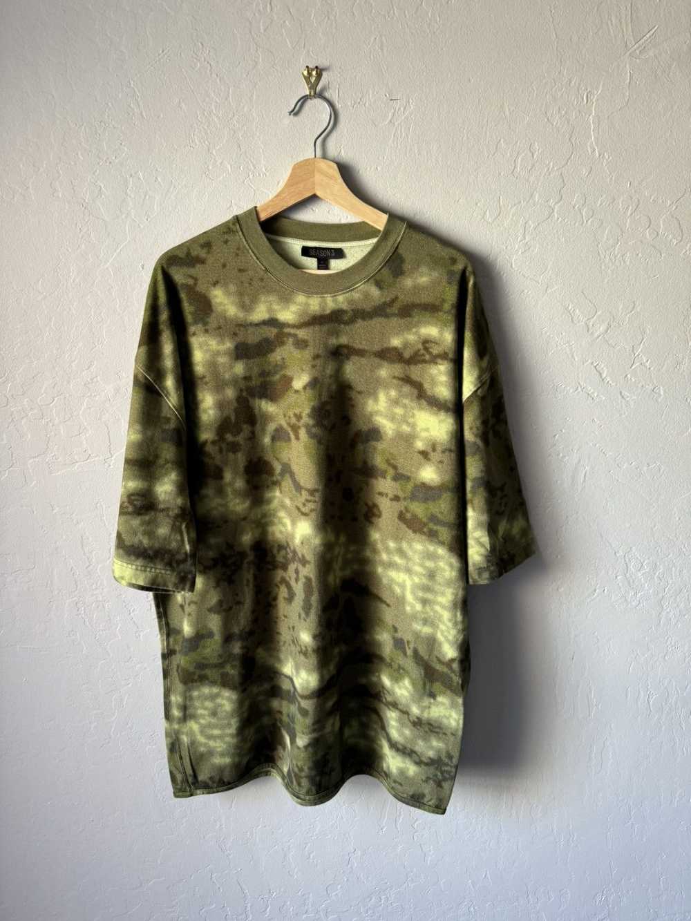 Kanye West × Yeezy Season Yeezy Season Camo T Shi… - image 1