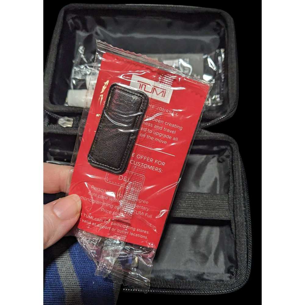 Tumi Tumi For Delta Hard Case Toiletry Case With … - image 3