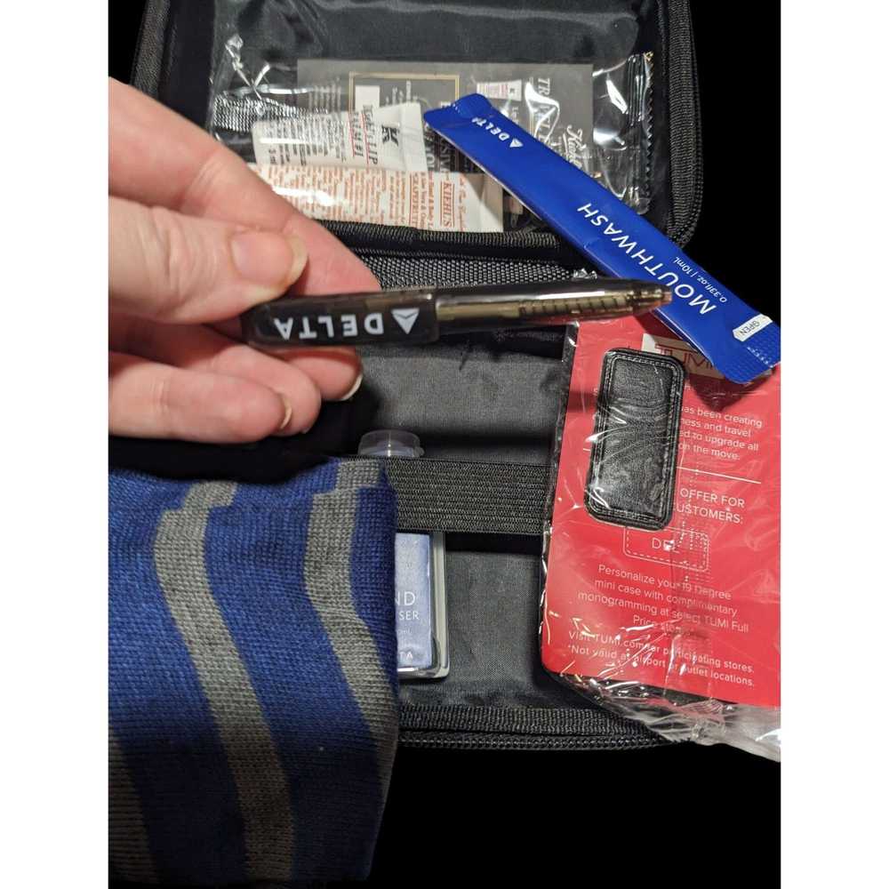 Tumi Tumi For Delta Hard Case Toiletry Case With … - image 6