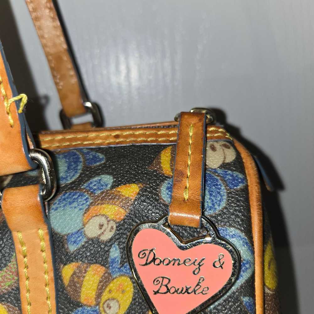 Dooney & Bourke Dooney & Bourke Bee Barrel bag Y2… - image 6