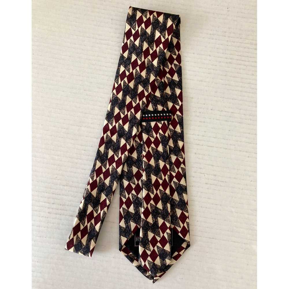 Vintage Luxurious Silk Men's Necktie Featuring Ma… - image 3