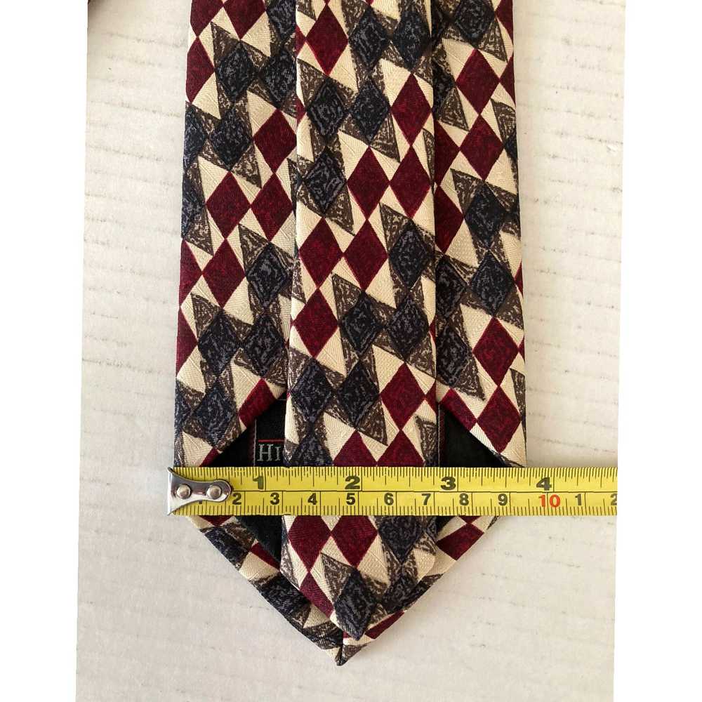 Vintage Luxurious Silk Men's Necktie Featuring Ma… - image 6