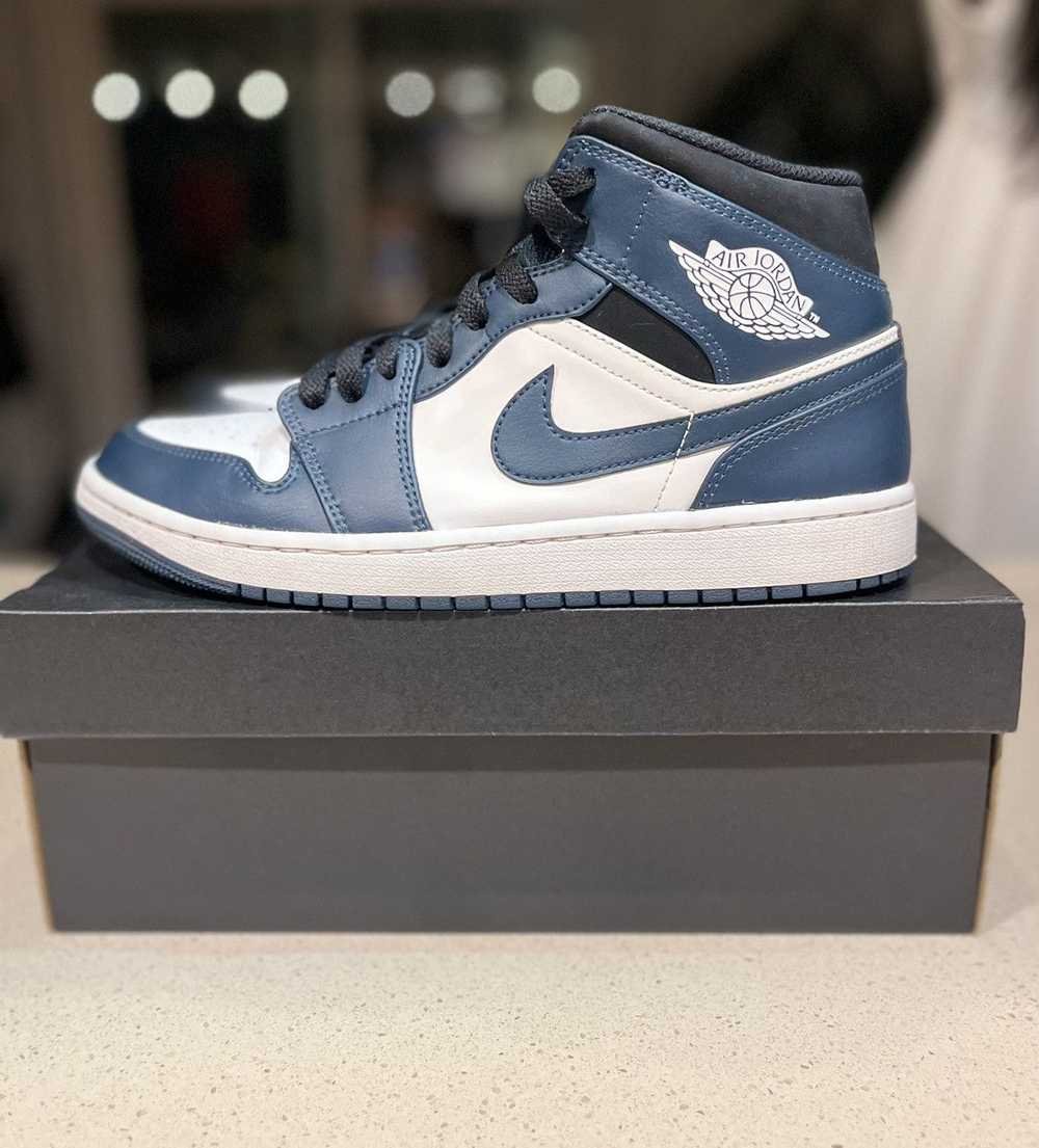 Nike Air Jordan 1 Mid Armory Navy - image 3