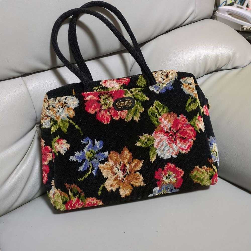 Failer Handbag, Chenille Weave. - image 1