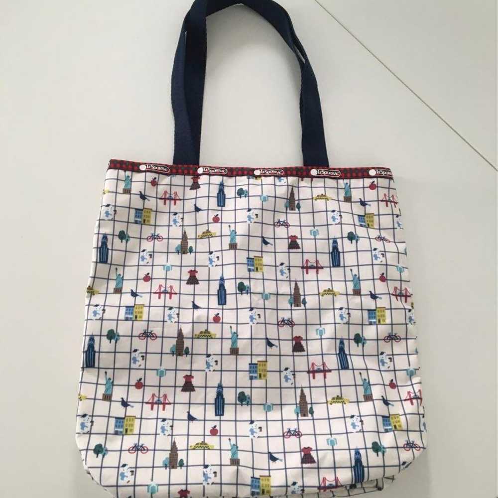 Familia LeSportsac tote bag. - image 2