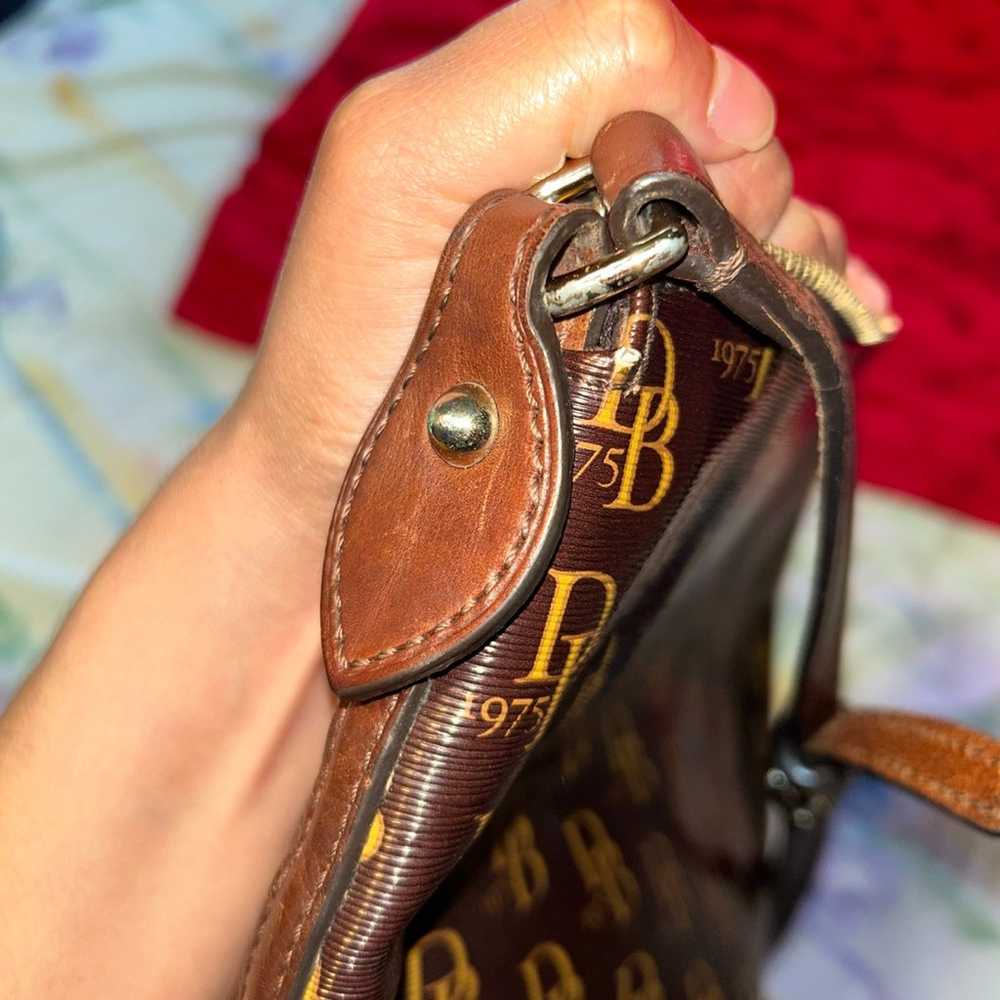 Vintage Dooney&Bourke 1975 Brown Signature Crossb… - image 4