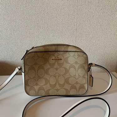 Coach Shoulder Bag in Beige