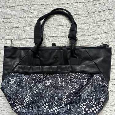 Lululemon Duffel Bag