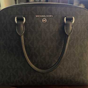 Michael Kors Large Cindy Dome Bag