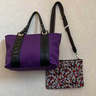 Anasui floral shoulder bag with a pouch - image 1